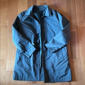 Uniqlo Men's Blue Coat